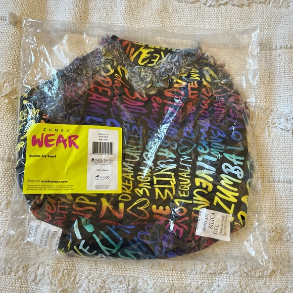 NWT Zumba Fitness Joy Scarf - Picture 3 of 4